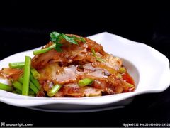 凉拌牛蹄颈-尕西新疆大盘鸡(回辉村分店)