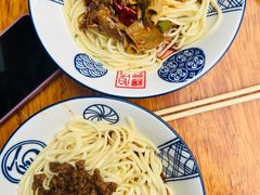 -杨伯英传统杂酱面