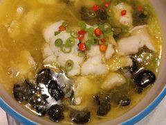 -赶海部落海鲜城(海阳路店)