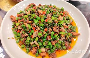 Xiang Flavor Fresh Pepper Chicken