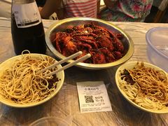 -巴厘龙虾·榜首油焖大虾(音乐学院·沿江酒馆店)
