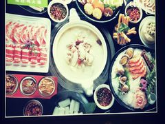 -煲大王猪肚鸡·椰子鸡火锅(红谷滩万达店)