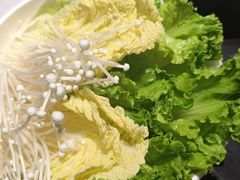 -红鼎豆捞·非遗鲍皇汤火锅(宝丰路店)