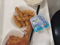 -浦东图书馆读者餐厅