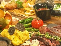 -Mark&Mars Restaurant
