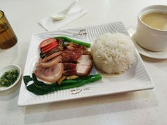 -香港新发烧腊茶餐厅(万象店)