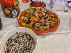 -海盗船. 龙虾烧烤. 酒馆