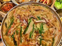 -草家酱蟹炭火烤肉店(珲春南路一店)