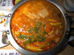-萤初高端日料王(曲江银泰店)