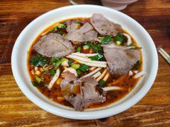 -遵义虾子张六羊肉粉(普陀路店)