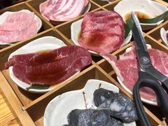 -青瓦炭韩潮烤肉(花园道店)