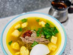 油豆腐牛肉粉丝汤-小杨生煎(湟普汇店)