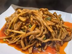 -重庆歪嘴鱼庄(济南模具厂宿舍店)