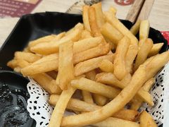-花馬肆.云南过桥米线(汉神购物广场现场熬汤店)