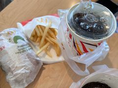 -麦当劳(姜山镇海港城店)