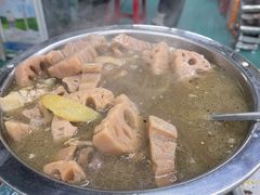 猪弯骨藕汤-小民大排档(马场角横路店)