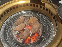 -山川小町·极番烧肉(新地假日广场店)
