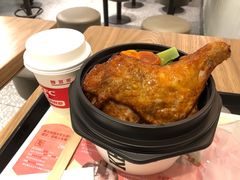 港式烧味脆皮大鸡腿饭-肯德基(大剧院店)