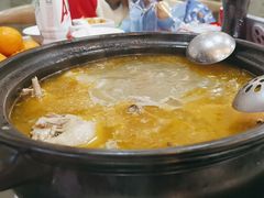 -烧哥美蛙肥肠鱼火锅·十五年社区店