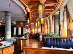 -八府香鸭·啫啫煲(华山路店)