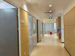 -瑞尔齿科(上海长风大悦城店)