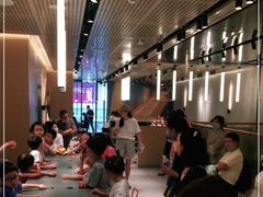 等位区-麦当劳(苏州中心星悦汇店)