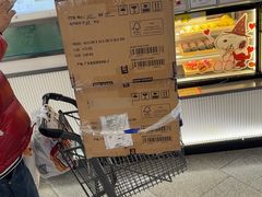 -泡泡玛特POPMART(大兴荟聚店)