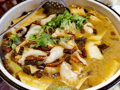 -蔼若春.传承三十年云南菜(金碧公园店)