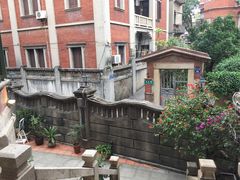 -杨桃院子旅馆(厦门鼓浪屿中华红墨店)
