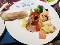 -四海一家自助餐(益田假日广场店)