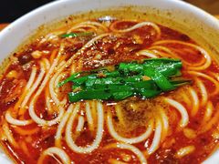 小锅米线-云海肴汽锅鸡·云南小炒(天津国金汇店)