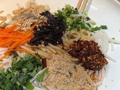 -一朵菌·野生菌探索家火锅(南亚店)