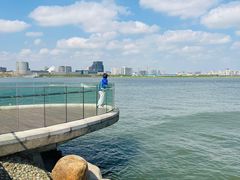 -上海滴水湖皇冠假日酒店