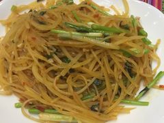 -香巴拉云南餐厅(华莱坞店)