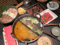 -三出山火锅(南京万象天地店)