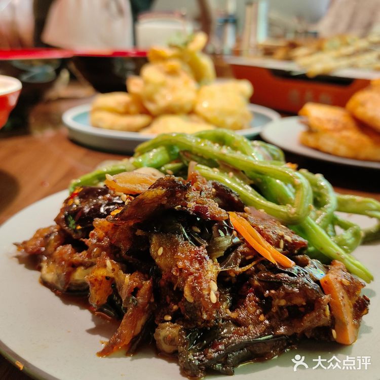 佳木斯地道小吃,东北人记忆中的味道,在这里都能吃到!