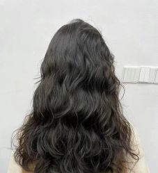 -阿兵荣辉美容理发有限公司