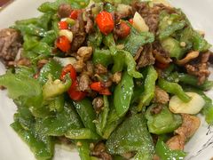 -湖南人家湘菜馆(镇江路店)