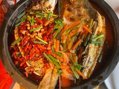 -鸣记脆皮烤鱼·海鲜烤鱼(三八广场店)