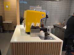 -麦当劳(乳山路店)