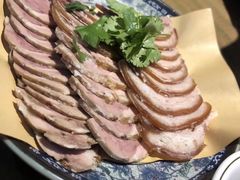 酱肘子-东北农家饺子村(昌平路店)