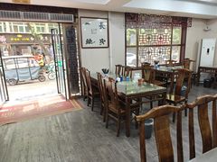 -一间楼牛羊肉泡馍馆(东一路店)