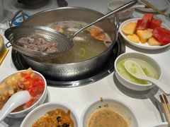 -犇鼎牛潮汕牛肉火锅(新辰里学清路店)