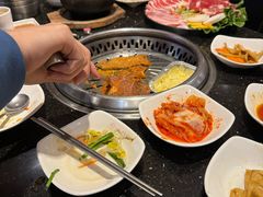 -木槿花韩式炭烤·熟成肉工坊(孙文东路店)