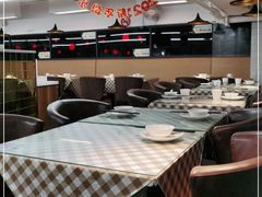 大堂-新大咀港式茶餐厅(宝山万达店)