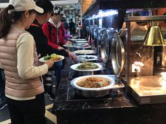 自助取餐区-光明顶山庄