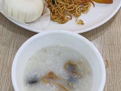 -维也纳酒店(华为广州研发中心罗冲围店)