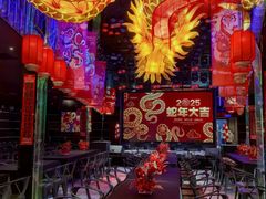 -VIVA·百人年会团建篮球场轰趴馆