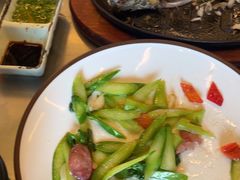 -潮界(LU·ONE凯德晶萃广场店)