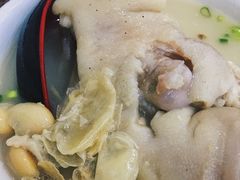 -雷祖芳老妈蹄花店